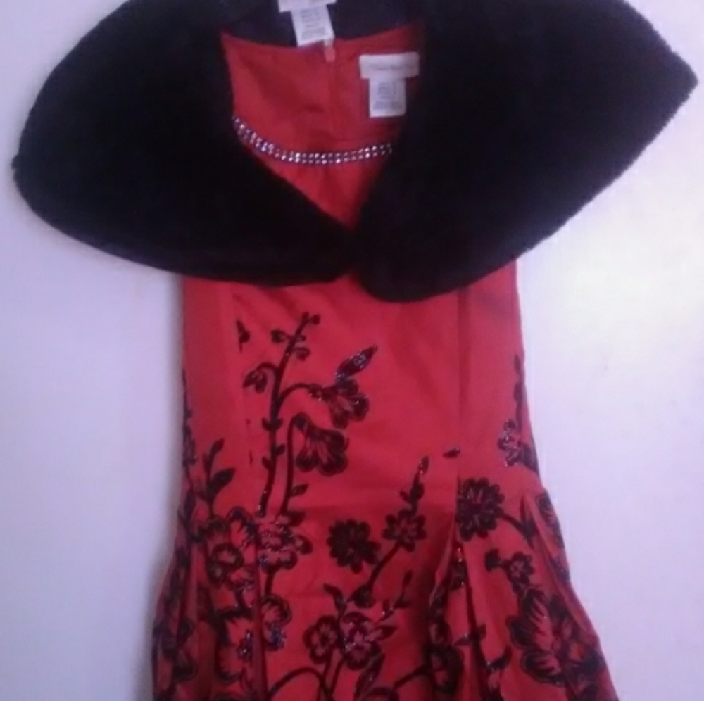 Sweet Heart Rose Girl's 16 Beautiful Red Dress .
